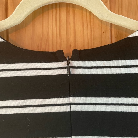 Striped romper - Picture 7 of 10